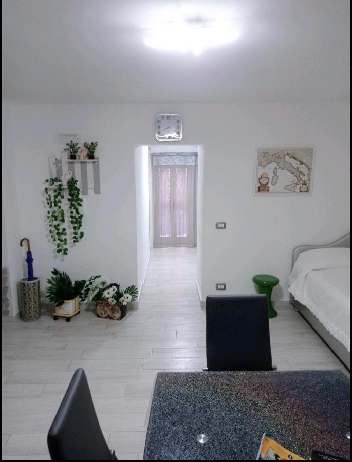 Nunzia'S House Napoli Apartment Exterior photo