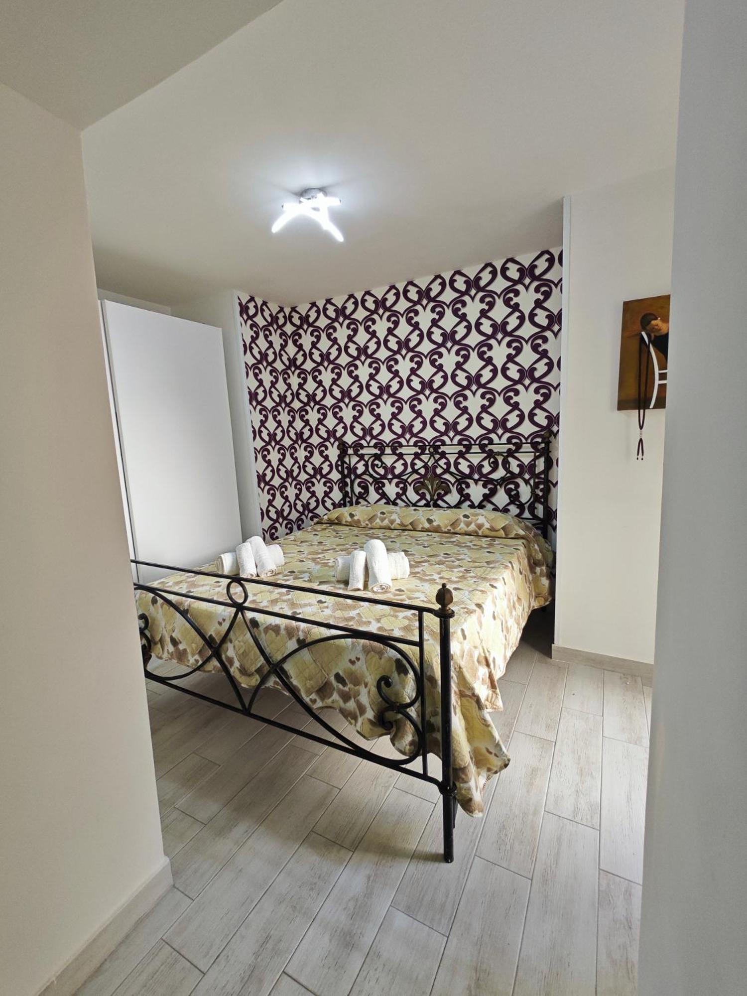 Nunzia'S House Napoli Apartment Exterior photo