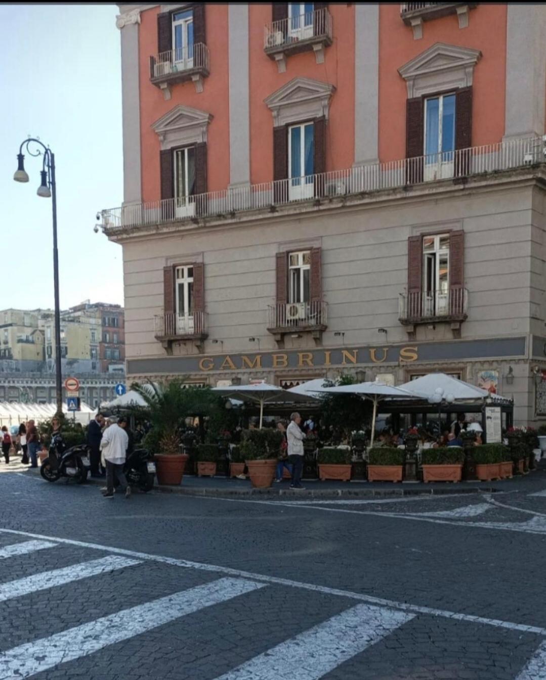 Nunzia'S House Napoli Apartment Exterior photo